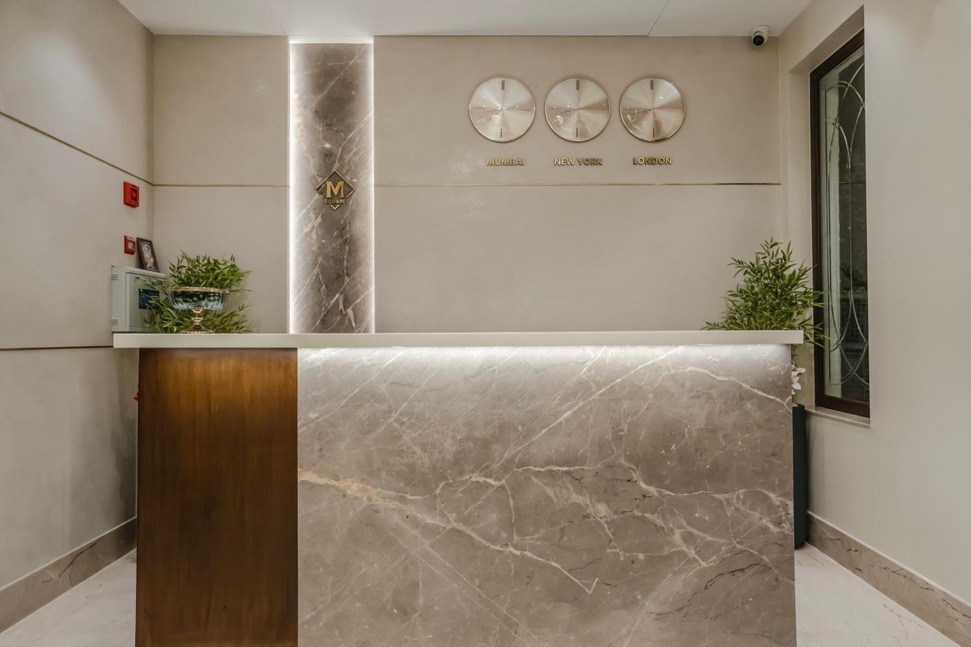 M2 Square By Monday Premium Hotel นาคปุระ ภายนอก รูปภาพ
